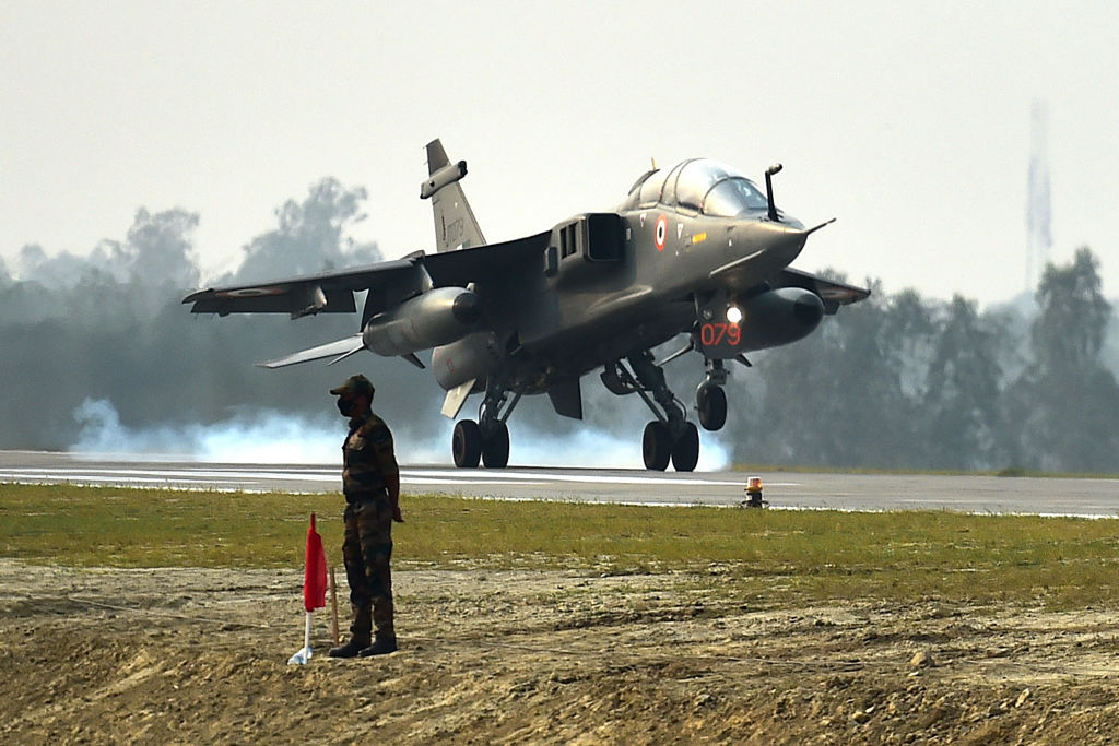 Modi lands on new UP expressway in military jet