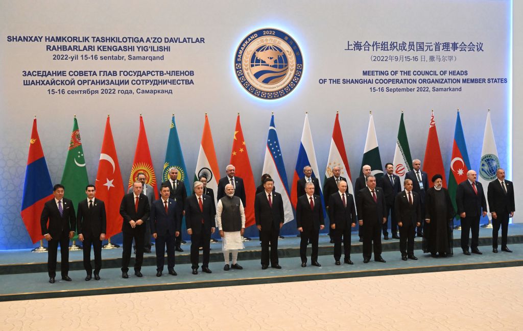 Indian opposition slams PM Modi over 'sidelined' position in group photo at SCO summit