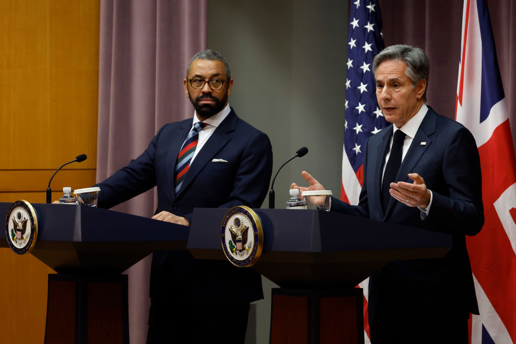 US secretary of state Antony Blinken (R) with British foreign secretary James Cleverly