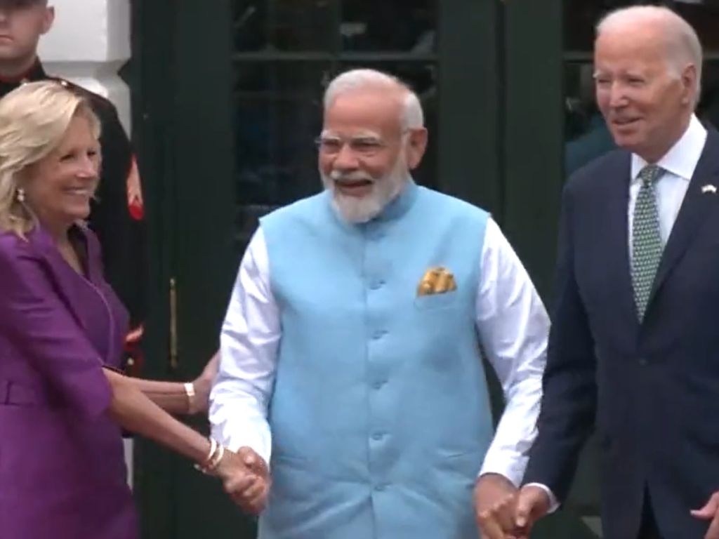 PM in US: Modi receives enthusiastic welcome by diaspora on his arrival​