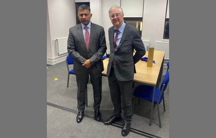 Indian High Commissioner H.E. Mr Vikram Doraiswami and Welsh First Minister Mark Drakeford at Cardiff University