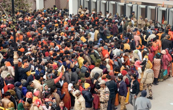 Devotees at Ram temple