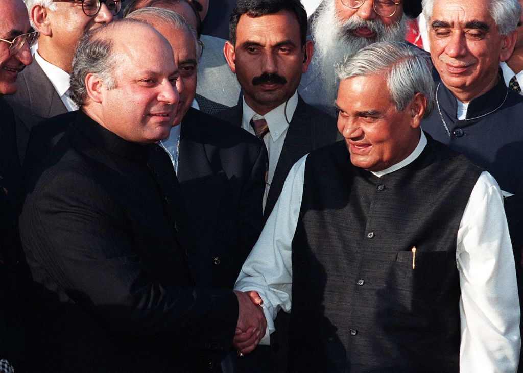 Pakistan's former prime minister Nawaz Sharif with his former counterpart from India Atal Behari Vajpayee