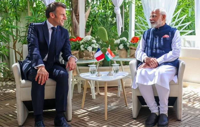 Indian PM Narendra Modi meets French president Emmanuel Macron