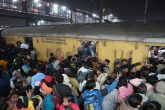 new-delhi-station-stampede